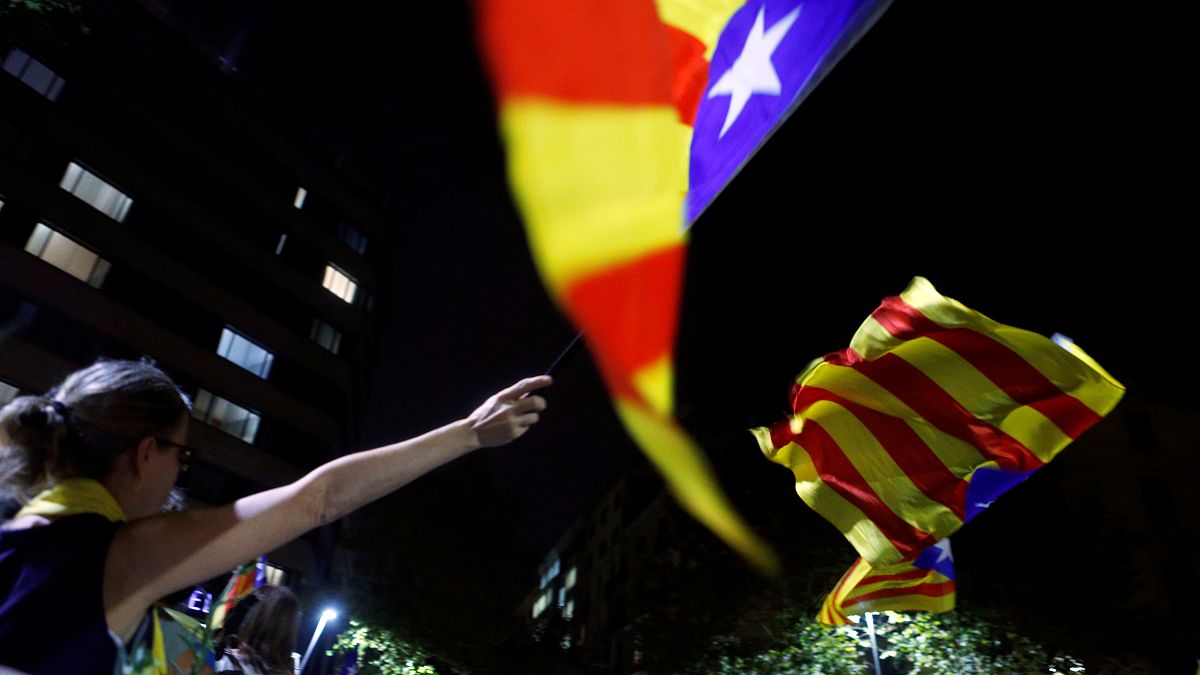 مؤيدو انفصال كتالونيا يحييون الذكرى الثانية لاستفتاء الاستقلال في برشلونة، أكتوبر 2019