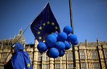 Brexit, ministro britannico: cittadini europei senza certificato di residenza saranno deportati