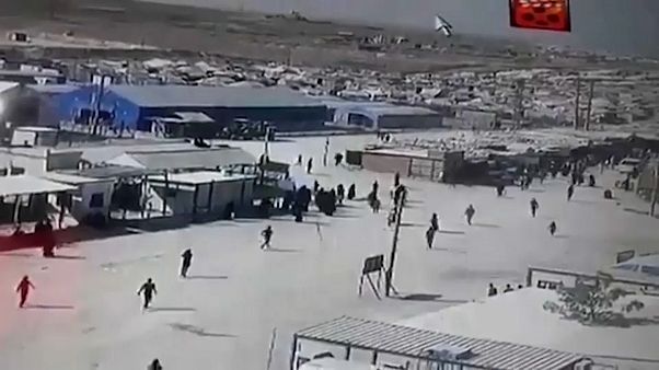 قوات سوريا الديمقراطية: فرار خمسة مقاتلين من "داعش" من سجن بعد قصف تركي قوات سوريا الديمقراطية: فرار خمسة مقاتلين من "داعش" من سجن بعد قصف تركي