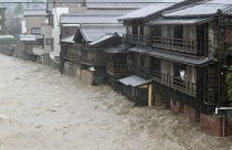 Japonya’da Hagibis tayfununa ilk kurban: Yaklaşık 1 milyon kişinin evini tahliye etmesi istendi