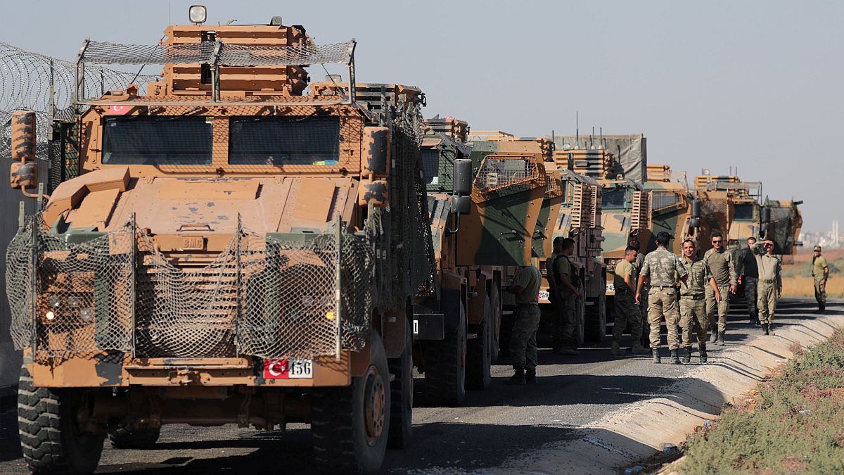 La ofensiva turca se recrudece y afirma haber tomado Ras al Ain 