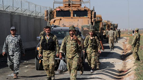 Curdos desmentem que Turquia tenha tomado a cidade de Ras al-Ain Curdos desmentem que Turquia tenha tomado a cidade de Ras al-Ain