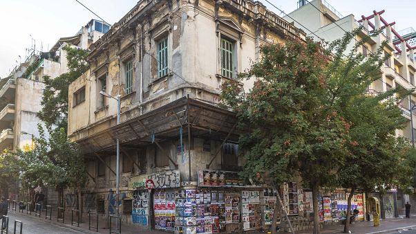 Εξαρθρώθηκε σπείρα διακίνησης ναρκωτικών δίπλα στην ΑΣΟΕΕ