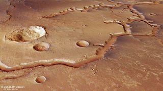 European Space Agency probe captures new photos of 700km dried-up river system on Mars