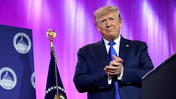 Rahip Brunson'ın duasını alan Trump: Kürtler çekilme eğiliminde Rahip Brunson'ın duasını alan Trump: Kürtler çekilme eğiliminde