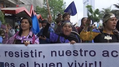  Des groupes indigènes au Chili manifestent pour leurs droits