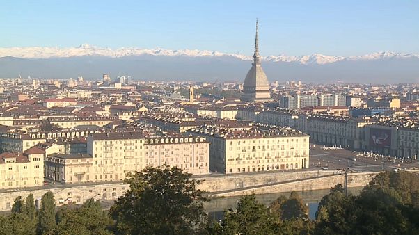 Mafia nigeriana, un libro racconta la sua forza di penetrazione e il lavoro della squadra antitratta Mafia nigeriana, un libro racconta la sua forza di penetrazione e il lavoro della squadra antitratta