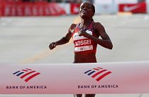 Kenyan Brigid Kosgei sets new women's marathon world record, beating Paula Radcliffe's 2003 time