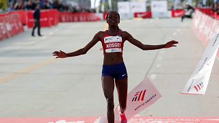 Recorde feminino da maratona para (de novo) para o Quénia