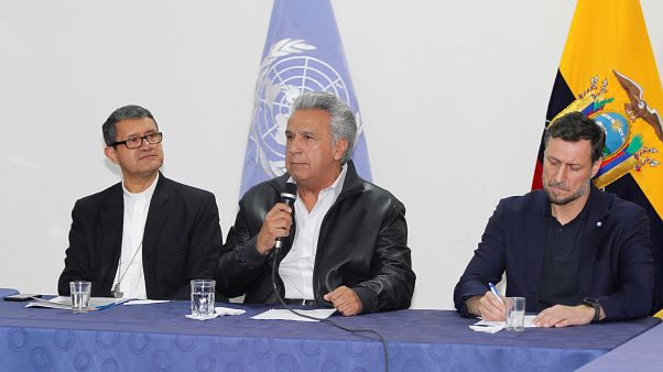 Moreno e indígenas chegam a acordo para sair da crise Moreno e indígenas chegam a acordo para sair da crise