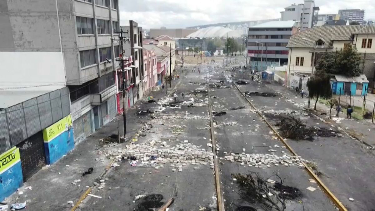 Megállapodás Ecuadorban, vége a halálos tüntetéseknek