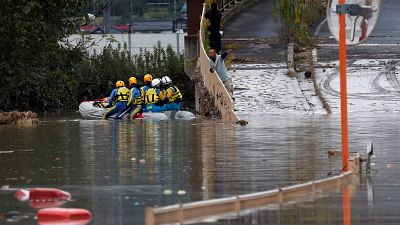 Tufão Hagibis mata dezenas de pessoas no Japão