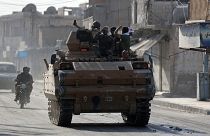 UE debate embargo de armas contra Turquia