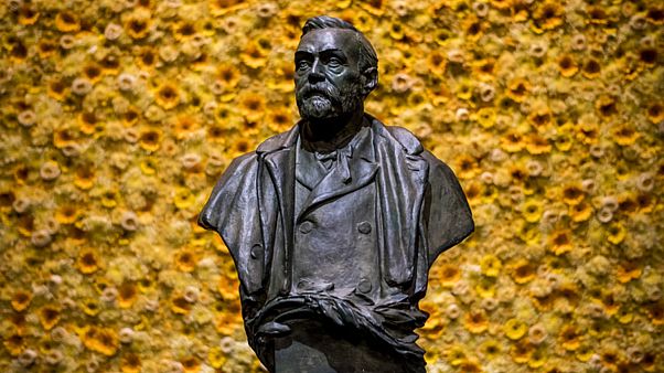 2019 Nobel Memorial Prize in Economic Sciences is awarded 2019 Nobel Memorial Prize in Economic Sciences is awarded
