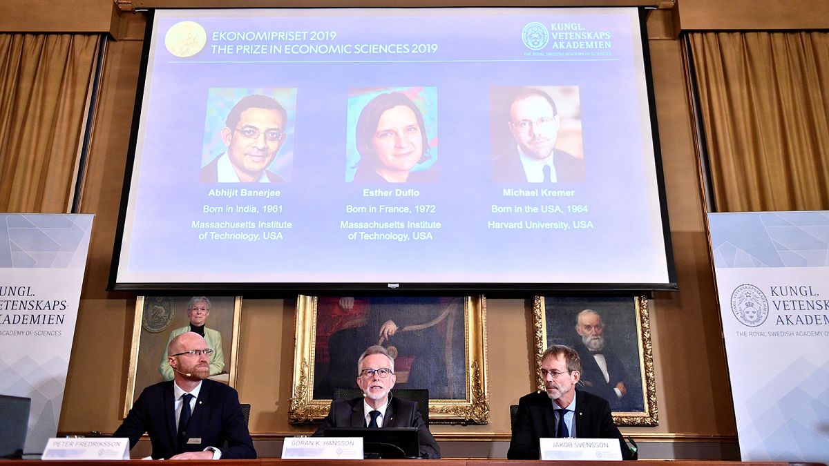 Le Nobel d'économie décerné à la Franco-Américaine Esther Duflo et aux Américains Banerjee et Kremer