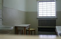İngiltere: Pedofili suçundan 22 kere müebbet cezası alan mahkum hücresinde ölü bulundu