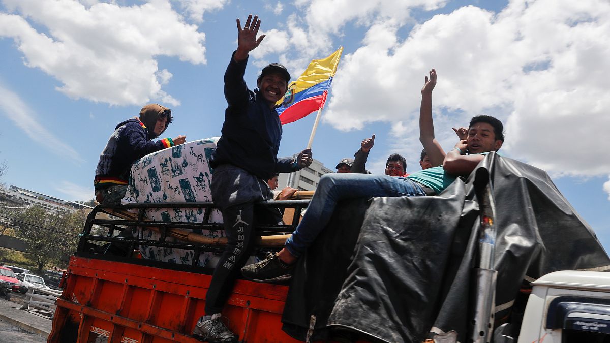 Ekvador'da hükümet geri adım attı, akaryakıt sübvansiyonları geri geliyor