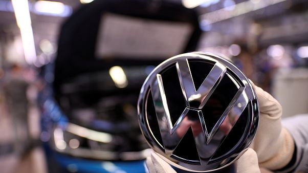 Volkswagen, Suriye operasyonu nedeniyle Türkiye yatırımını erteledi Volkswagen, Suriye operasyonu nedeniyle Türkiye yatırımını erteledi