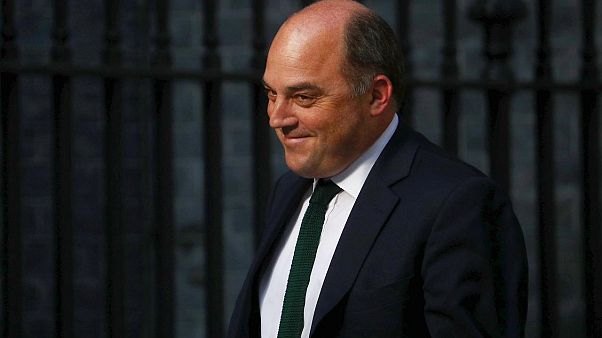 İngiliz bakan Londra'daki NATO üyeleri toplantısında Türkiye'yi savununca tepki aldı İngiliz bakan Londra'daki NATO üyeleri toplantısında Türkiye'yi savununca tepki aldı