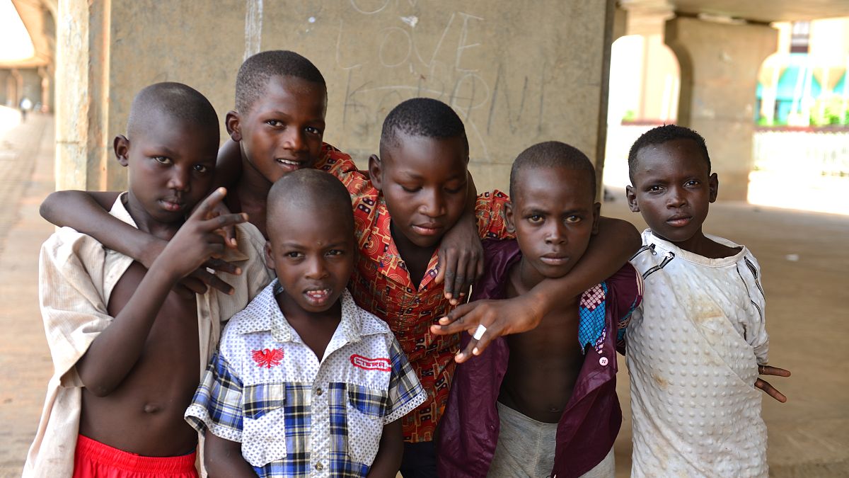 Dünyanın en yoksul ülkesi olarak kabul edilen Nijer'de kıtlık ve yokluk çocukları etkiliyor