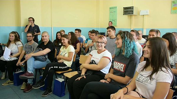 Молодёжь массово уезжает из Северной Македонии Молодёжь массово уезжает из Северной Македонии