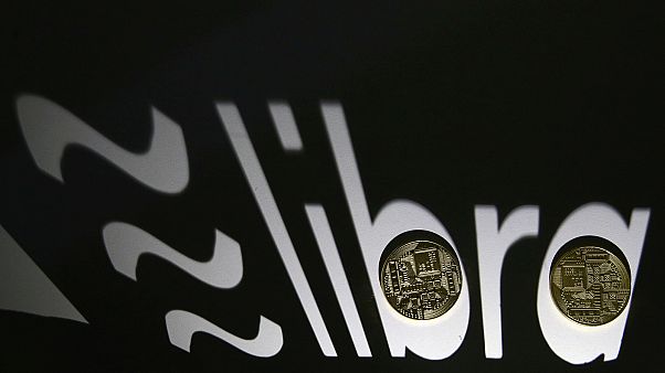 Facebook: creato il consorzio per Libra, ma il lancio potrebbe slittare Facebook: creato il consorzio per Libra, ma il lancio potrebbe slittare