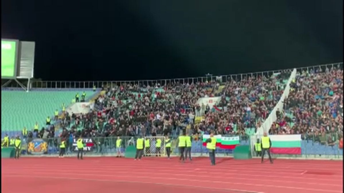 A bolgár szövetség elnökének „fejébe kerülhet” a futball-rasszizmus