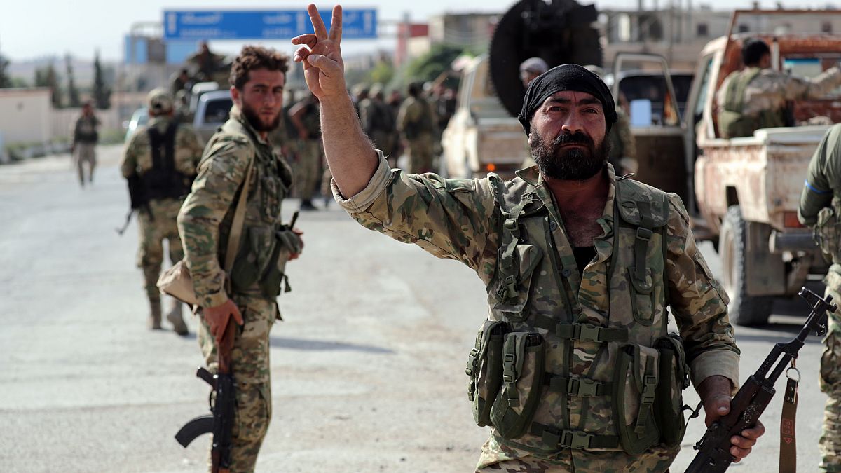 Suriye Milli Ordusu mensupları Tel Abyad'da