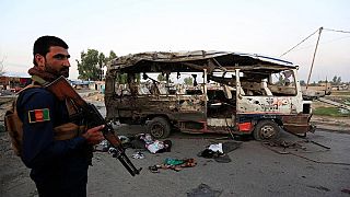 مقتل ثلاثة أشخاص على الأقل وجرح 20 طفلا في انفجار في أفغانستان
