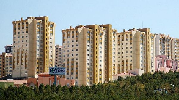 Konut satış sayısı geçen yıla göre yüzde 14 düştü, son 5 yılın en düşük seviyesi görüldü Konut satış sayısı geçen yıla göre yüzde 14 düştü, son 5 yılın en düşük seviyesi görüldü