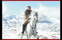 Wichtige Entscheidung? Nordkoreas Kim Jong Un reitet zum Berg Paektu