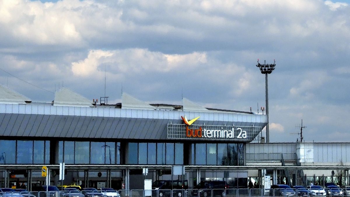 Drón miatt kellett lezárni a budapesti repülőteret