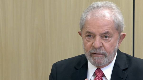 Lula : "On m'a arrêté pour m'empêcher d'être candidat" Lula : "On m'a arrêté pour m'empêcher d'être candidat"