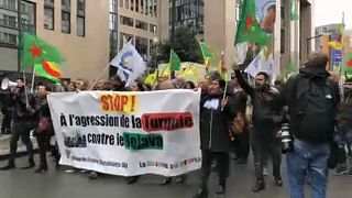 Proteste gegen EU-Reaktion auf türkische Syrien-Offensive