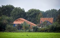 Hollanda'da bağ evinin bodrumunda 'kıyameti bekleyen aile' zorla alıkonulmuş