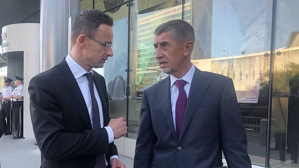 Fellépnek a csehek Törökország ellen az offenzíva miatt Fellépnek a csehek Törökország ellen az offenzíva miatt