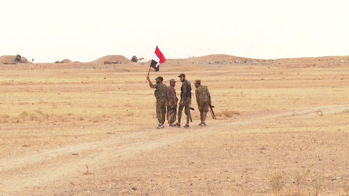 بموجب الاتفاق مع الأكراد.. الجيش السوري يوسع انتشاره في المناطق الاستراتيجية الحدودية مع تركيا