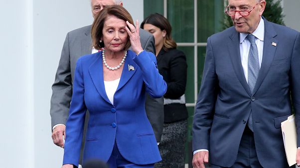Betegnek és kezelésre szorulónak nevezte egymást Trump és a demokraták elnöke, Nancy Pelosi Betegnek és kezelésre szorulónak nevezte egymást Trump és a demokraták elnöke, Nancy Pelosi