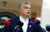 نماینده منتقد اوربان مانع سخنرانی نخست‌وزیر مجارستان در پارلمان شد