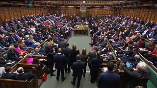 Brexit: la parola a Westminster, voto sul filo di lana