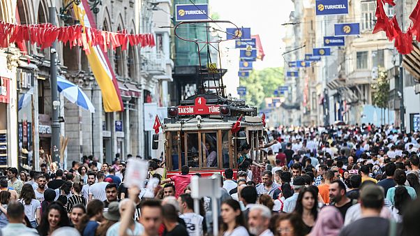 Barış Pınarı Harekatı ve 'ateşkes' için halk ne diyor? Barış Pınarı Harekatı ve 'ateşkes' için halk ne diyor?