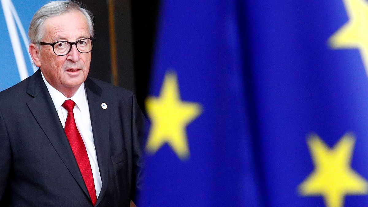 Juncker egyetért a magyar kormánnyal