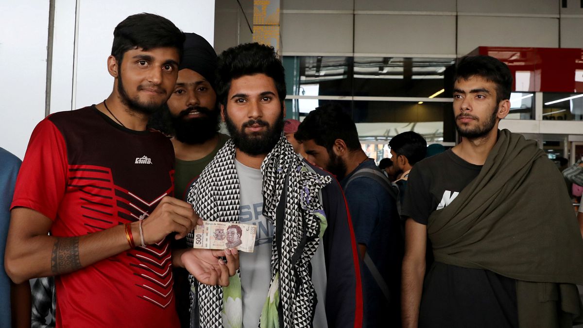Meksika'dan toplu sınır dışı: 300'den fazla kaçak göçmen Hindistan'a gönderildi
