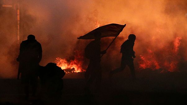 Βαρκελώνη: Σφοδρές συγκρούσεις - Περισσότεροι από 500.000 οι διαδηλωτές Βαρκελώνη: Σφοδρές συγκρούσεις - Περισσότεροι από 500.000 οι διαδηλωτές