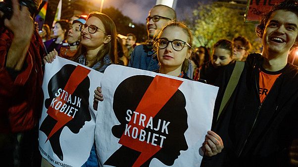 Cinsel eğitime hapis cezasının önünü açacak yasa tasarısı Polonya'da tartışmalara yol açtı Cinsel eğitime hapis cezasının önünü açacak yasa tasarısı Polonya'da tartışmalara yol açtı