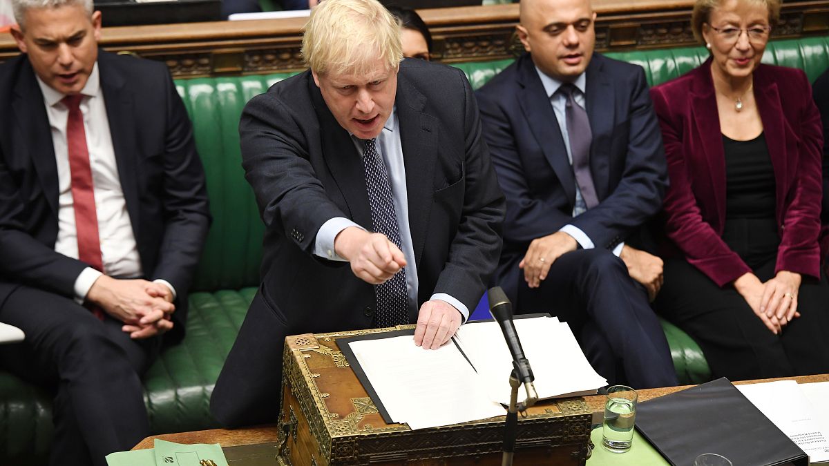 رئيس الوزراء البريطاني بوريس جونسون خلال جلسة البرلمان البريطاني السبت. 2019/10/19