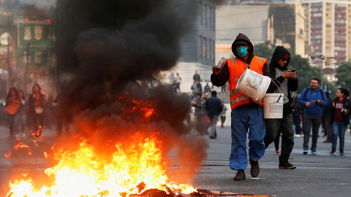 Chile em estado de emergência com contestação social