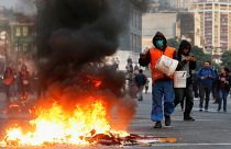 Χιλή: Yπαναχώρηση Πινιέρα μετά τις ταραχές