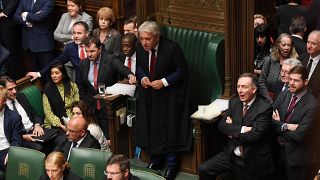 Johnson will trotz Abstimmungsschlappe Brexit-Termin halten