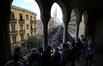 Власти Ливана обещают реформы: на улицах Бейрута сотни тысяч протестующих